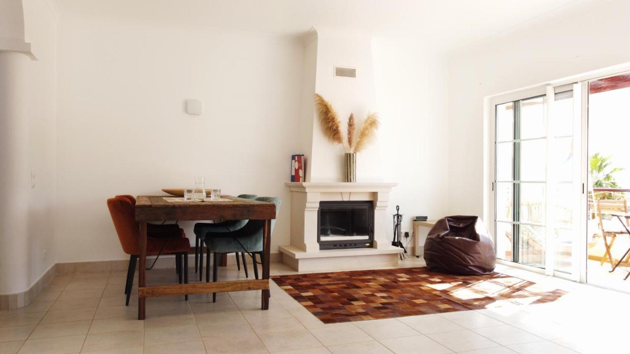 Komfortables Town House In Traumhafter Lage Budens Exterior foto