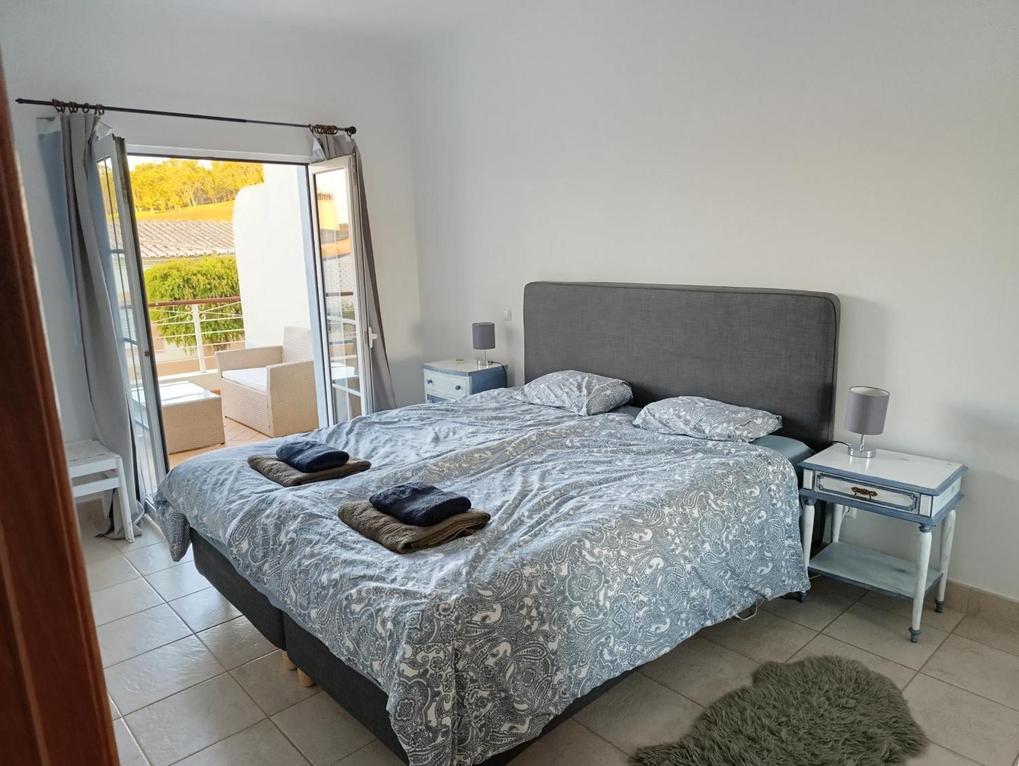 Komfortables Town House In Traumhafter Lage Budens Exterior foto